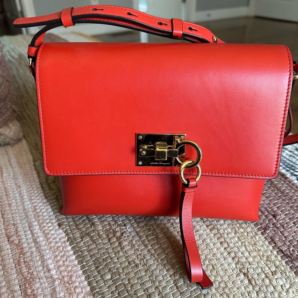 Salvatore Ferragamo Orange Leather Shoulder Bag